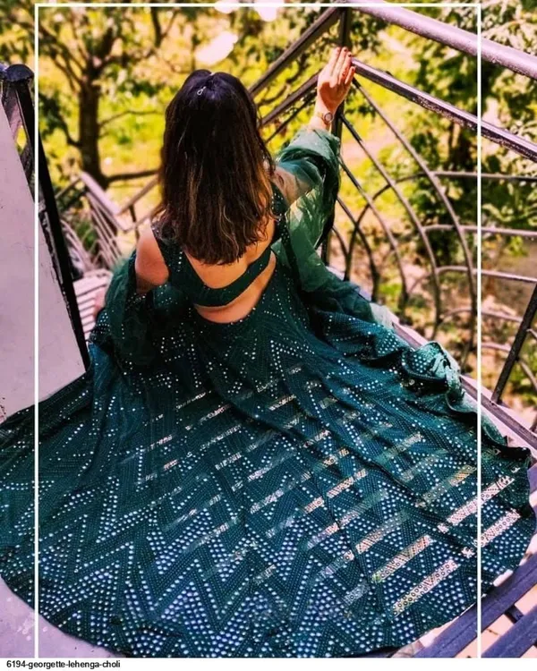 Green_Georgette_Semi-Stitched_Lehenga_Choli_With_Dupatta_Set_For_Women