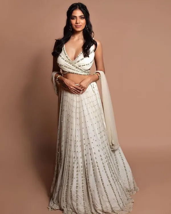 Off_White_Faux_Georgette_Semi-Stitched_Lehenga_Choli_With_Dupatta_Set_For_Women
