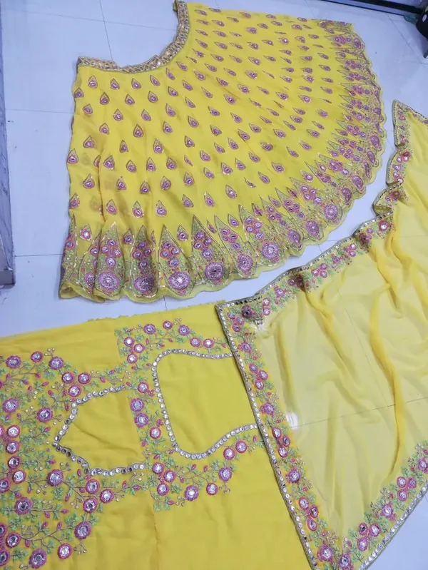 Yellow_Faux_Georgette_Bridal_Semi-Stitched_Lehenga_Choli_With_Dupatta_Set_For_Women
