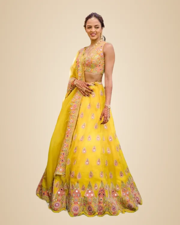 Yellow_Georgette_Semi-Stitched_Lehenga_Choli_With_Dupatta_Set_For_Haldi_Function