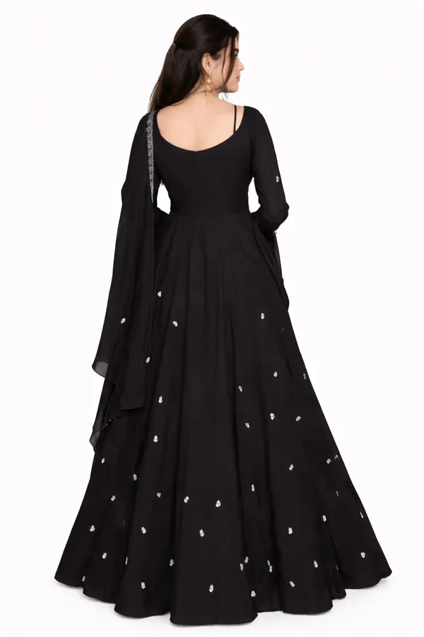 Black_color_Anarkali_Gown_With_Dupatta_Set_For_Women