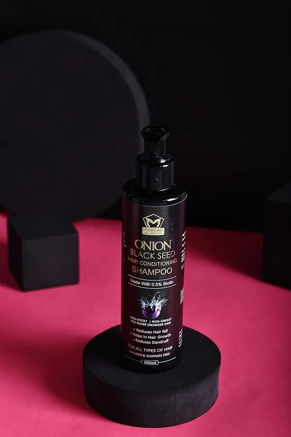 Onion_Black_Seed_Hair_Conditioning_Shampoo_For_Anti_Hair_Fall_Hair_Growth_With_Biotin_For_Silky_Strong_Hair_Paraben_Sulphate_Free_200_Ml