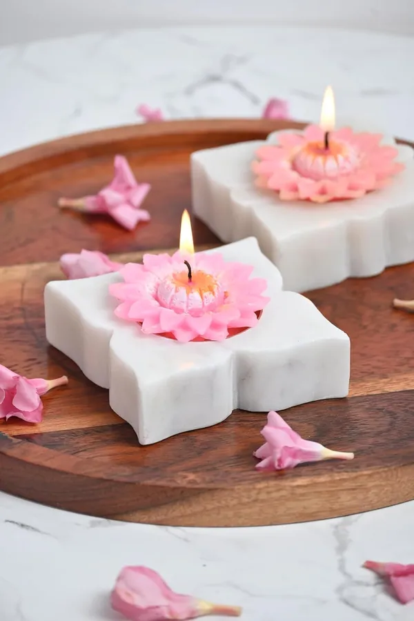 White_Diya_Marble_And_Brass_(Square)