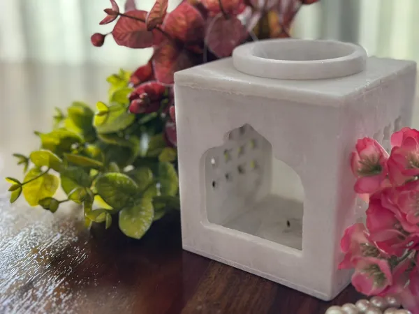 White_Handcrafted_Marble_Tealight_Candle_Holder_Marble_Oil/Aroma_Diffuser_Decoration_Items_For_Home_Garden,Office_Handmade_By_Indian_Artisans_Festive_Gifting_Temple_Shape