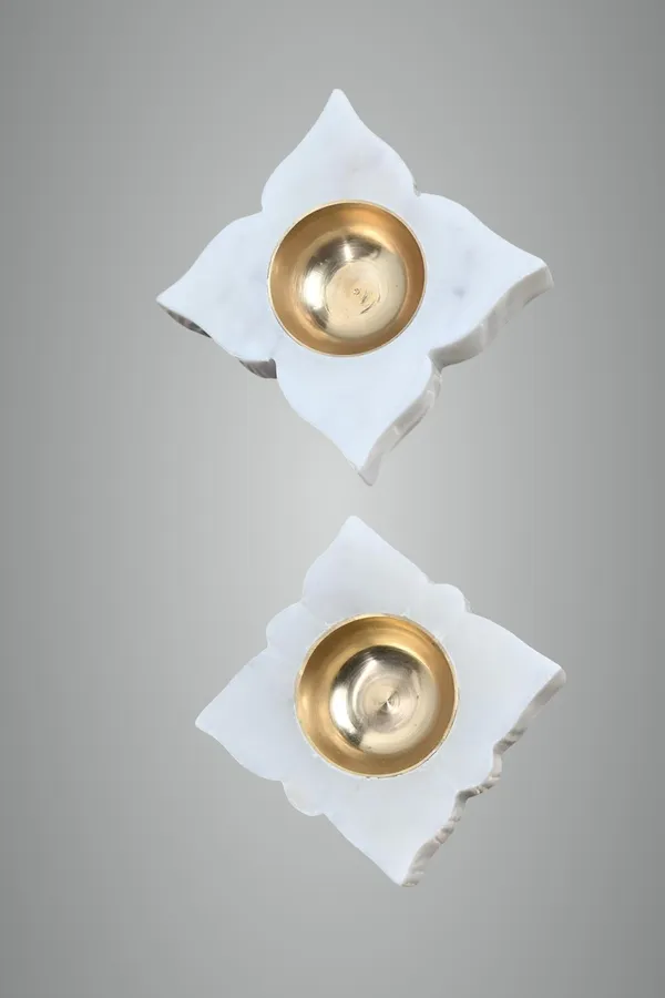 White_Diya_Marble_And_Brass_(Square)