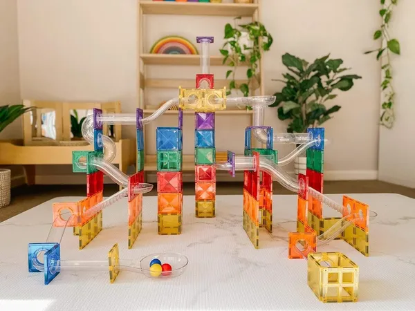 Multicolor_Magnetic_Tiles_Game_Marble_Run_Magnetic_Set_|_Steam_Educational_Game_|_Three_Dimensional_Building_Blocks_|_Best_Gift_For_Boys_&_Girls_3_&_Up_|_Marble_Balls_With_Race_Tracks_Games_(97_Pieces)