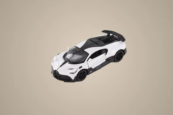 White_Luxury_1:36_Sports_Divo_Die-Cast_Model_Car_Toy_For_Kids_Striking_High-Performance_Racing_Design,_Openable_Doors,&_Pull-Back_Action_For_Supercar_Enthusiasts_White