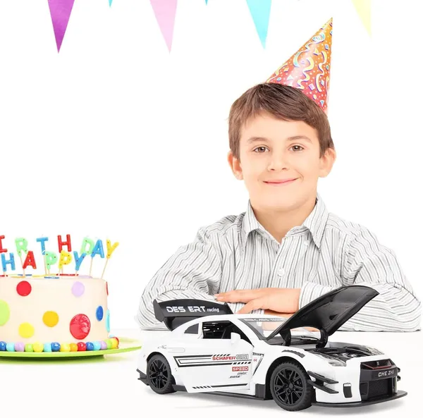 Gtr_White_1/24_Scale_Compatible_For_Nissan_Gtr_Model_Car_Toy,_Zinc_Alloy_Pull_Back_Toy_Car_With_Sound_And_Light_For_Kids_Boy_Girl_Gift_Gtr_White
