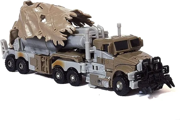 Multicolor_Biegtron_2-In-1_Transforming_Robot_Tanker_Toy_Battle-Worn_Action_Figure_With_Cape_&_Heavy-Duty_Tank_Mode_For_Kids_&_Collectors