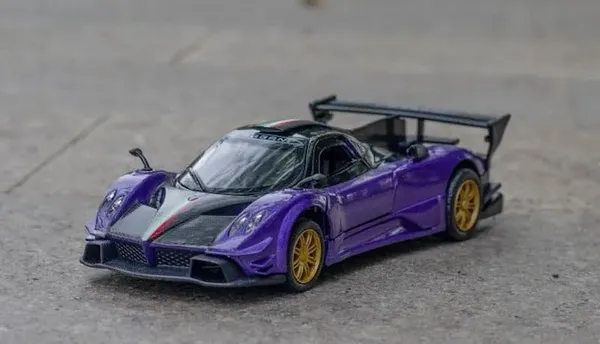 Multicolor_1:31_Scale_Pagani_Zonda_Die-Cast_Model_Car_Pull-Back_Action_With_Lights,_With_Display_Tray,_Collectible_Toy_For_Kids_&_Adults