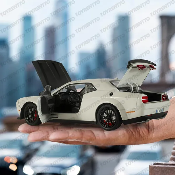 White_1:24_Dodge_Challenger_Srt_Hellcat_Die-Cast_Car_Toy_Pull_Back_Muscle_Car_With_Led_Lights,_Realistic_Engine_Sound,_Horn_In_Steering,Metal_Model_Vehicle_For_Boys,_Kids_&_Collectors