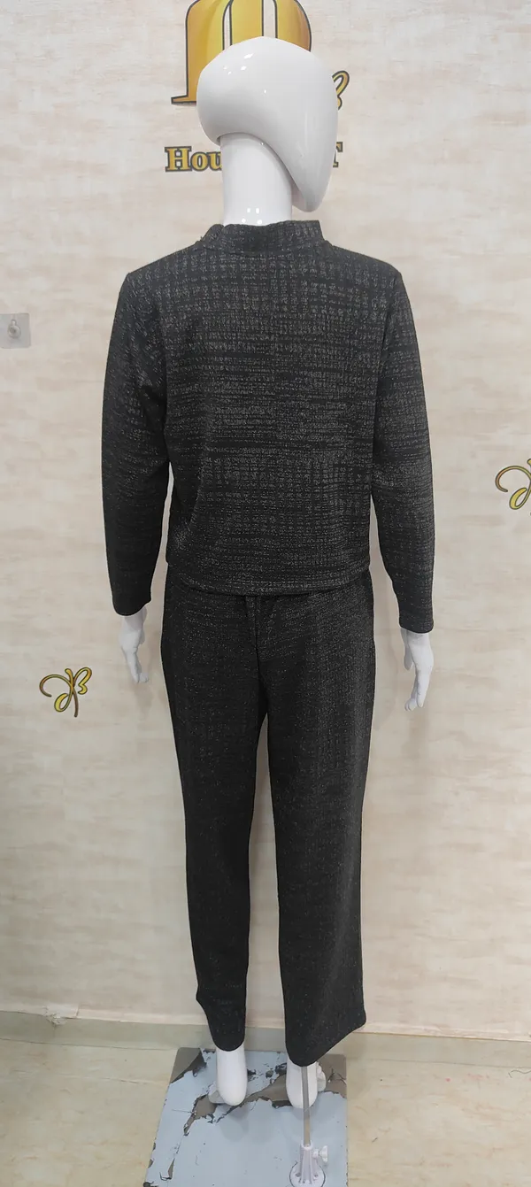 Black_Knitted_Urban_Co-Ord_Set_For_Women_&_Girls