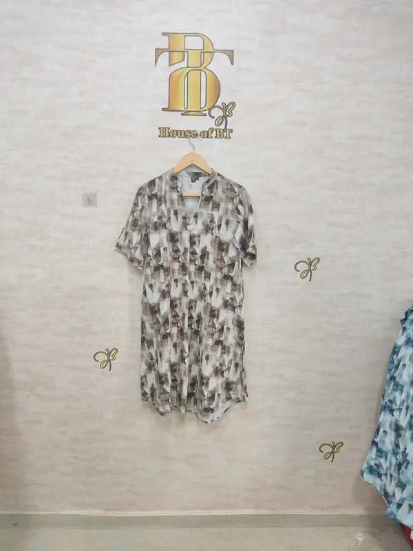 Green_Rayon_Blend_Geo_Abstract_Print_Dress_For_Women_&_Girls