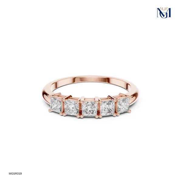 Elegant_Five_Princess_Moissanite_Ring_Crafted_in_925_Silver