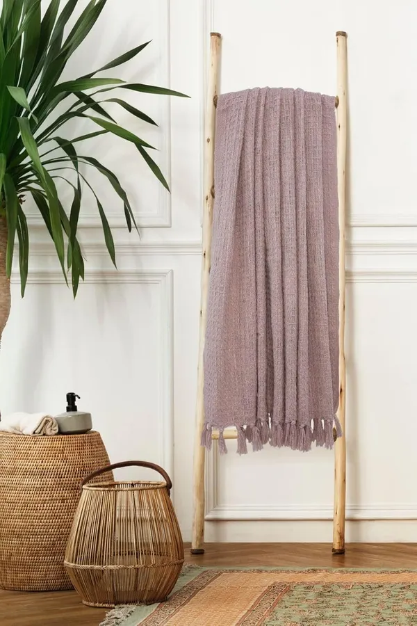 Pink_Cotton_Waffle_Throw_Blanket_Soft_&_Cozy_Sofa_And_Couch_Trending_Home_Decor_For_Extra_Comfort_Relaxation_And_Style_125_X_150_Cm_(Pack_Of_1)