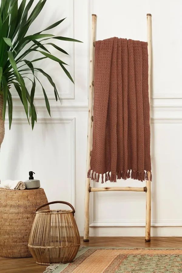 Brown_Rust_Premium_125_X_150_Cm_Cotton_Waffle_Throw_Blanket_Soft_&_Cozy_Sofa_And_Couch_Accent_Trending_Home_Decor_Essential_For_Extra_Comfort_Relaxation_And_Style_(Pack_Of_1)