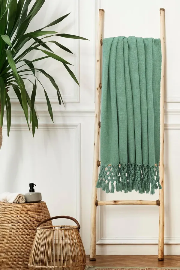 Olive_Green_Cotton_Throw_Blanket_With_Macrame_Tassels_For_3_Seater_Sofa_Ideal_For_Your_Home_Living_Room_Sofa_Bed_Chair_Picnic_&_Used_For_Gift_50X70_Cm_Olive