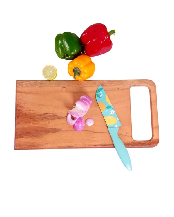 Brown_Natural_Wood,_Handcrafted,_Eco-Friendly_Chopping_Board