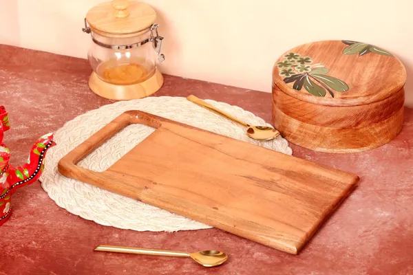 Brown_Natural_Wood,_Handcrafted,_Eco-Friendly_Chopping_Board