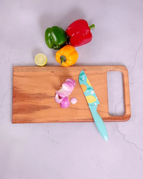 Brown_Natural_Wood,_Handcrafted,_Eco-Friendly_Chopping_Board