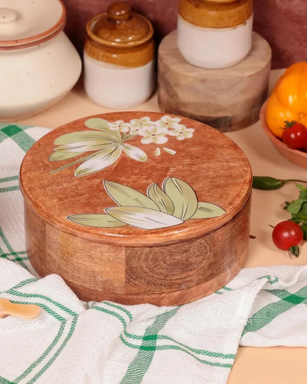 Brown_Wooden_Tortilla_Warmer_With_Floral_Design_(20_Cm_Round)