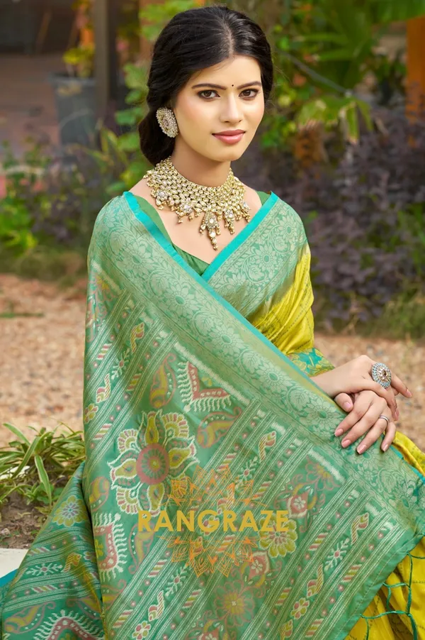 Green_Banarasi_Silk_Saree_For_Women