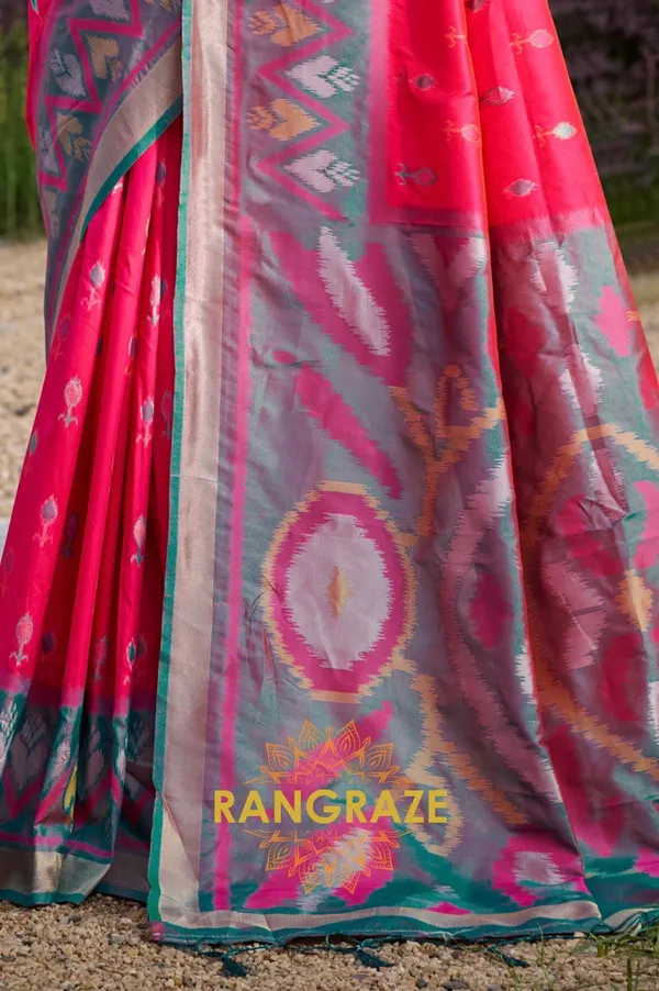 Bridal_Red_Banarasi_Silk_Saree_For_Women