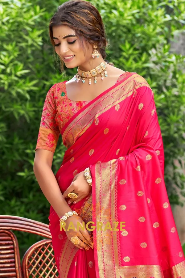 Magenta_Eternal_Paithani_Silk_Saree_For_Women