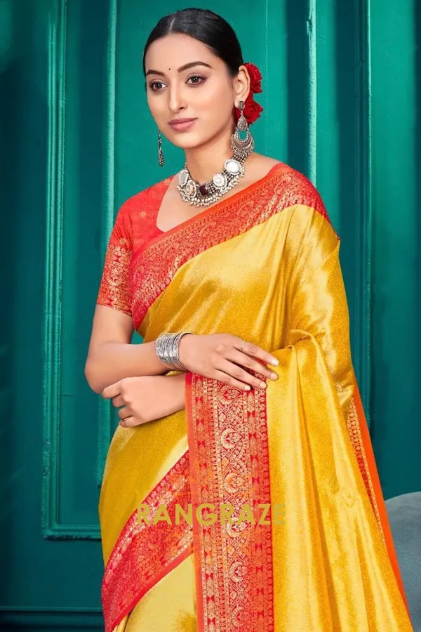 Golden_Royal_Kanjivaram_Silk_Saree_For_Women