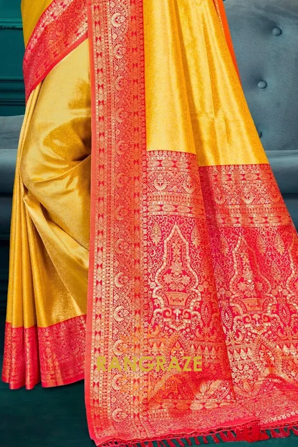 Golden_Royal_Kanjivaram_Silk_Saree_For_Women