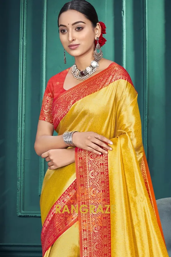 Golden_Royal_Kanjivaram_Silk_Saree_For_Women