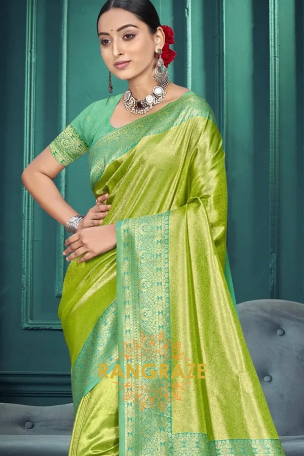 Green_Royal_Kanjivaram_Silk_Saree_For_Women