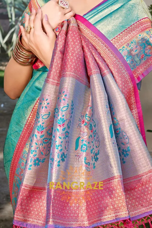 Royal_Golden_Kanjivaram_Silk_Saree_For_Women