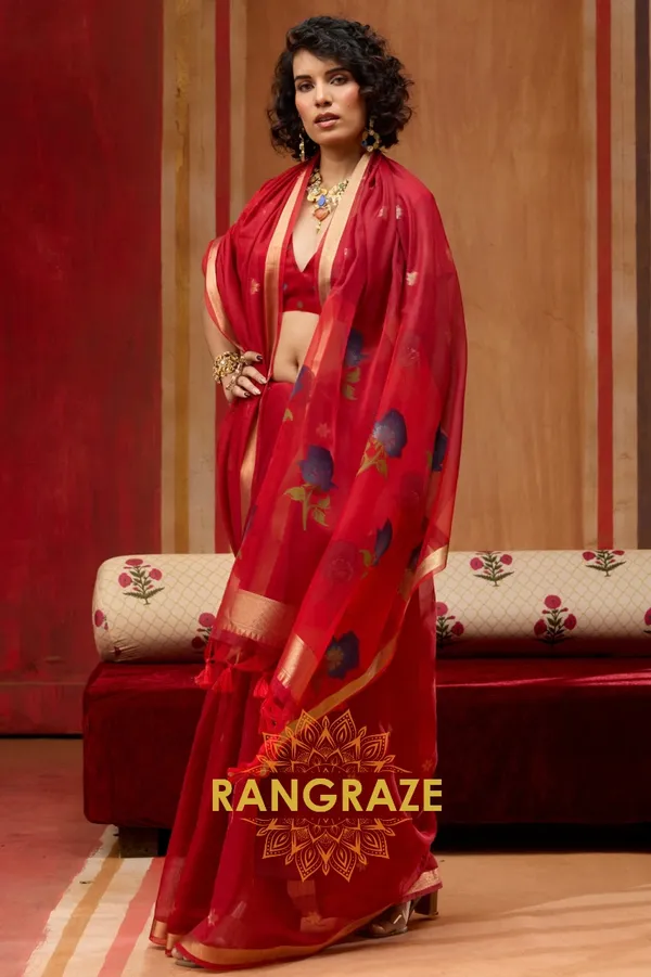 Bridal_Red_Banarasi_Saree_For_Women