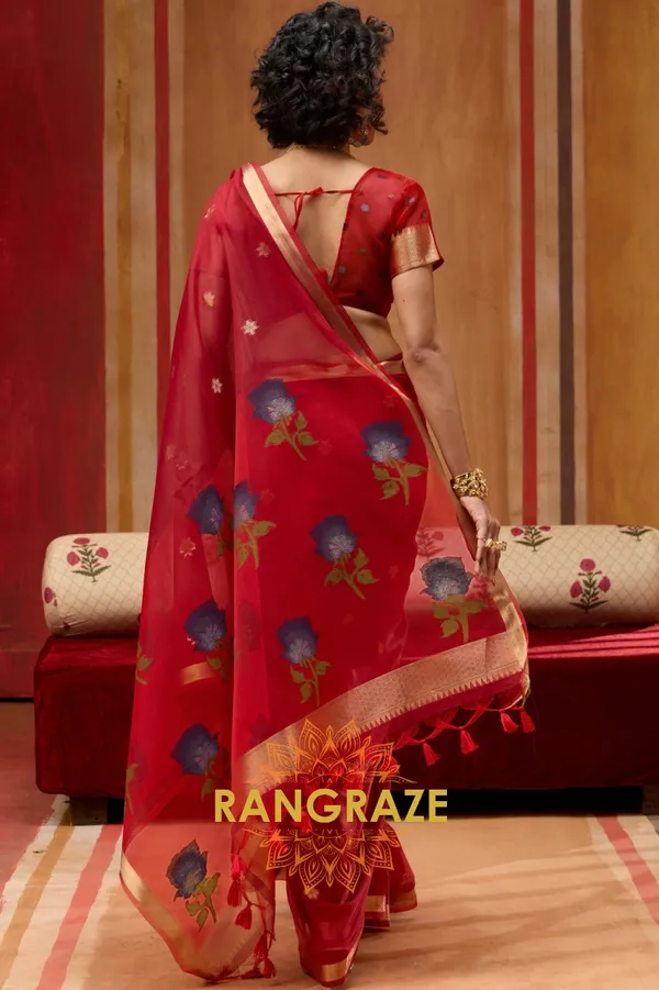 Bridal_Red_Banarasi_Saree_For_Women