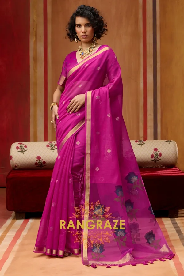 Magenta_Banarasi_Saree_For_Women