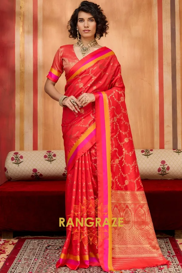 Bridal_Red_Banarasi_Saree_For_Women
