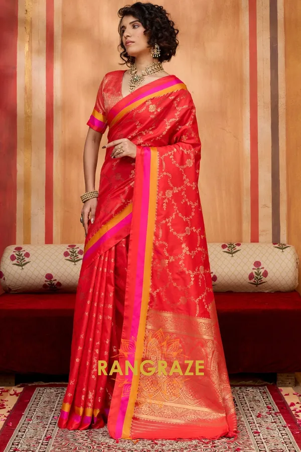 Bridal_Red_Banarasi_Saree_For_Women