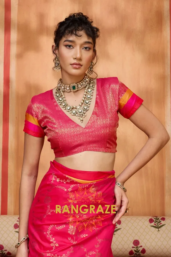 Royal_Magenta_Banarasi_Saree_For_Women