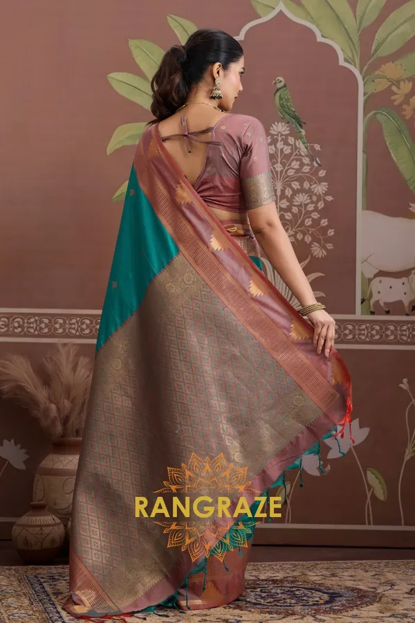 Green_Kanjivaram_Silk_Saree_For_Women