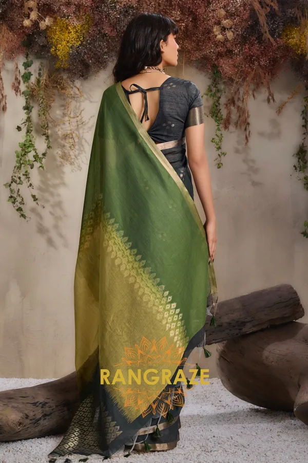 Dark_Black_Banarasi_Saree_For_Women