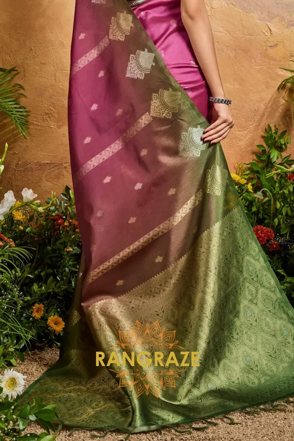 Majestic_Magenta_Banarasi_Saree_For_Women