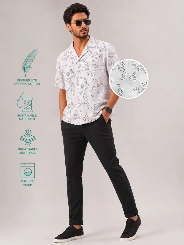 Men_Half_Sleeve_Floral_Print_Shirt