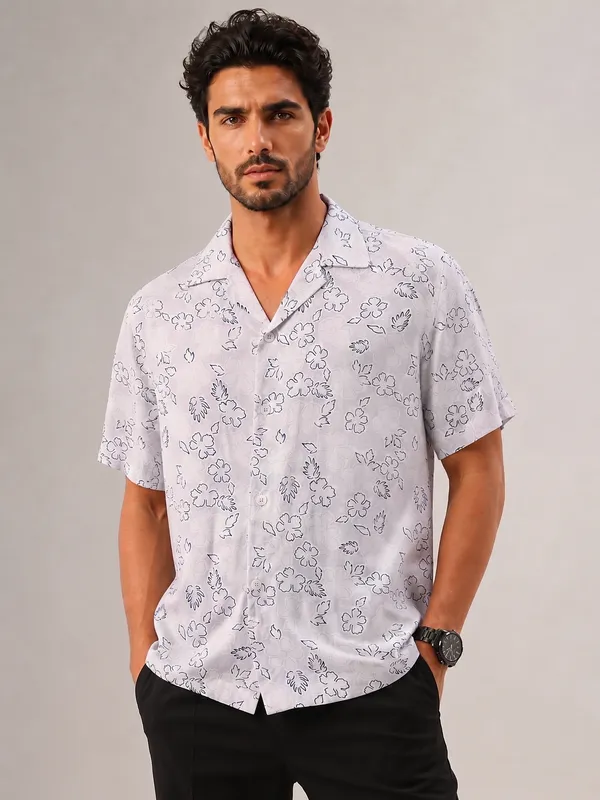 Men_Half_Sleeve_Floral_Print_Shirt
