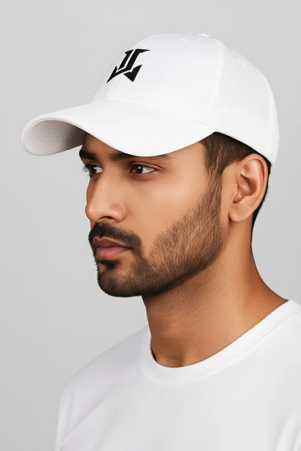 White_Stylish_Baseball_Cap_Made_From_Premium_Polyester_With_Adjustable_Metal_Buckle_For_Unisex