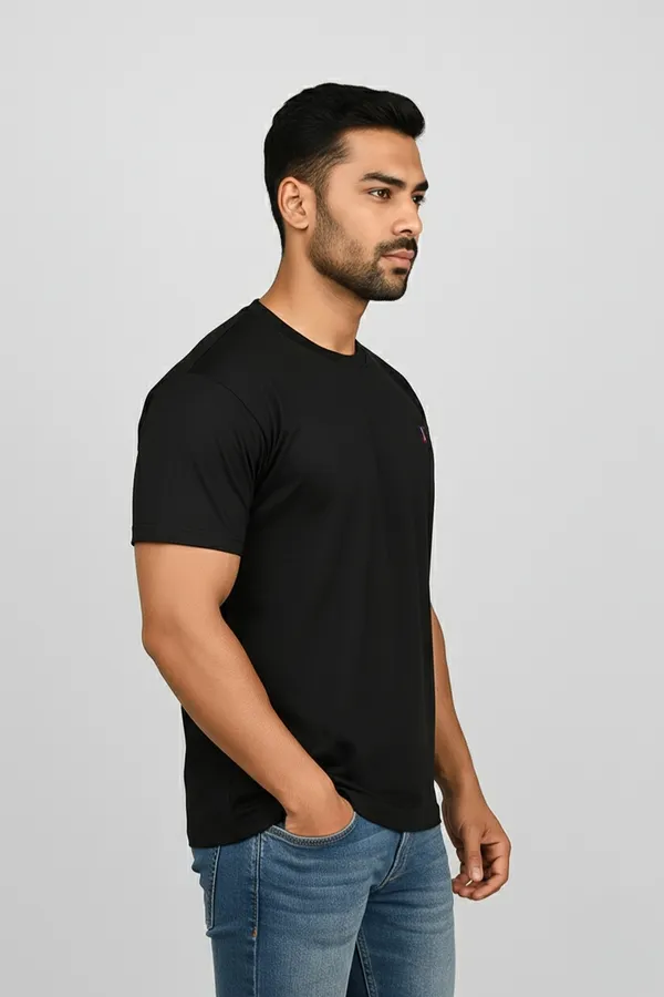 Black_Pure_Cotton_Round_Neck_T-Shirt
