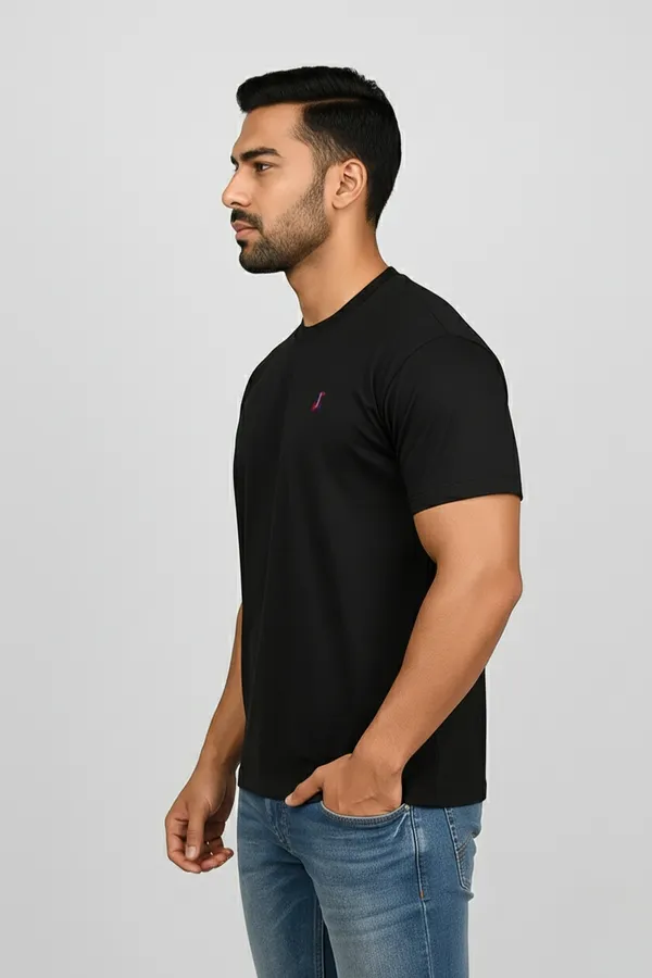 Black_Pure_Cotton_Round_Neck_T-Shirt