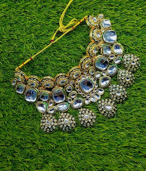 Green_Gold_Plated_Necklace_Set_For_Women