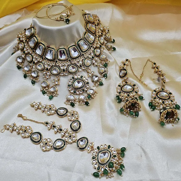 Green_Gold_Plated_Necklace,_Earring_&_Maang_Tikka_Set_For_Women
