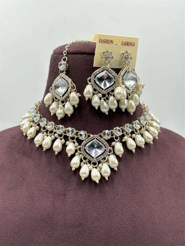 White_Gold_Plated_Earring_&_Necklace_Set_For_Girls_&_Women